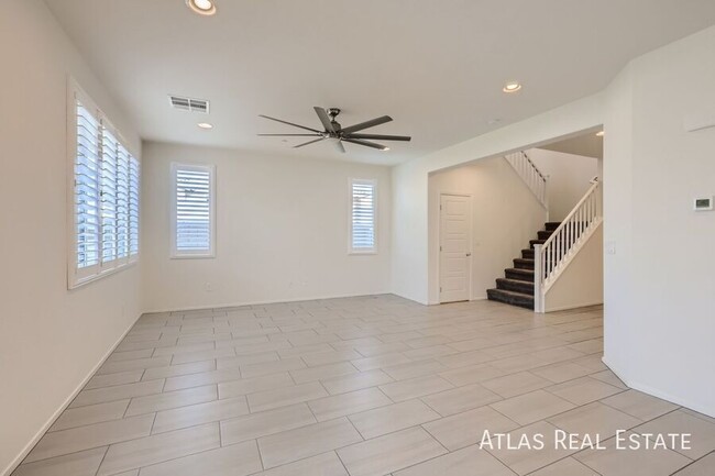 Foto del edificio - 2 WEEKS FREE RENT IF MOVED IN BY 11/30!  S...