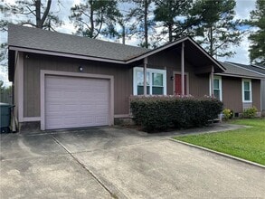 Building Photo - 420 Mangum Ct