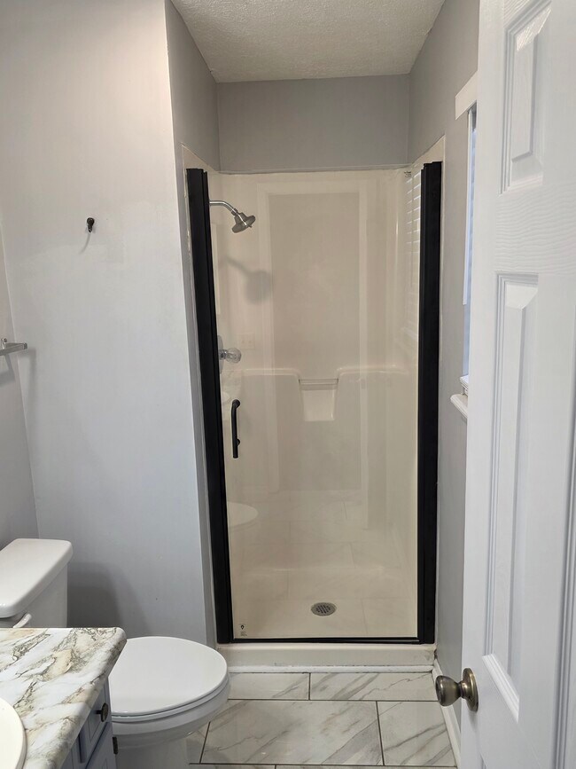 Foto del edificio - 3938 Solano Rd