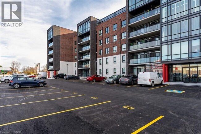 Photo du bâtiment - 5 Hamilton St N