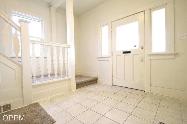 Building Photo - 3 br, 1 bath House - 116 N. 40th