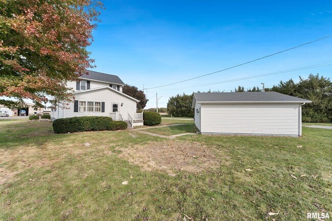 Foto del edificio - 2442 Mittman Rd