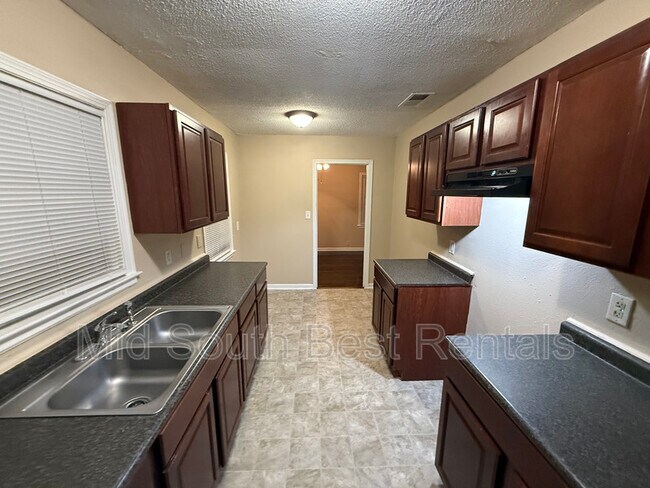 Foto del edificio - 4731 Dalton Rd