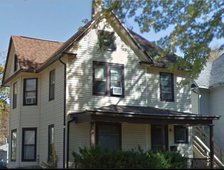 810 E Market St, Iowa City, IA 52245 House Rental in Iowa City, IA