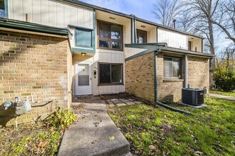 Building Photo - 706 Timber Creek Rd