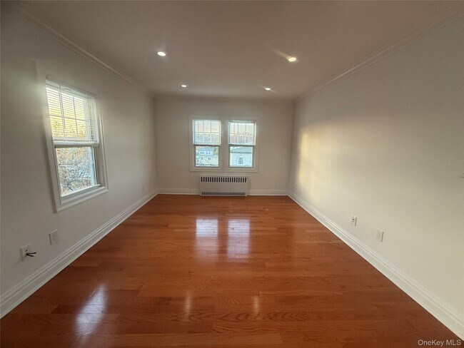 Foto del edificio - 260 Gainsborg Ave