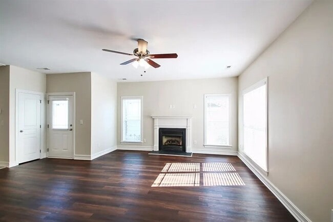 Building Photo - 20229 Colony Point Ln