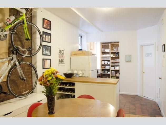 Foto principal - 142 E 13th St