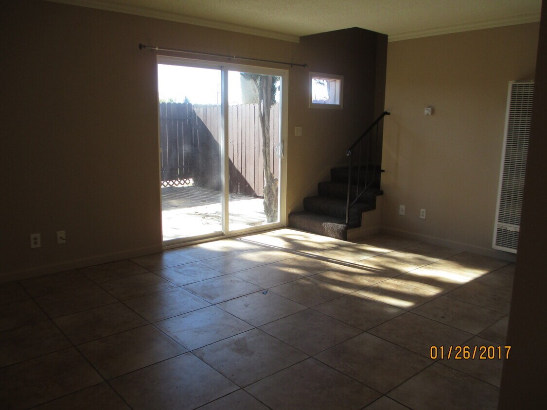 Foto principal - 217 E. Orchard St. #A