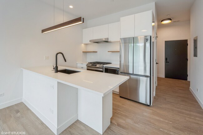 Foto del edificio - 4806 N Magnolia Ave