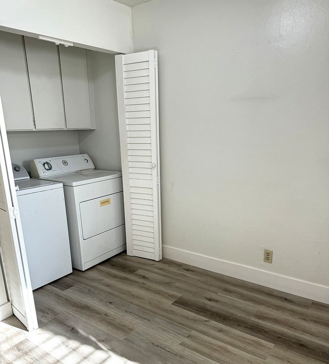 Building Photo - 1638 Merriton Ct