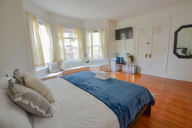 Foto del edificio - 205 Doyle Ave