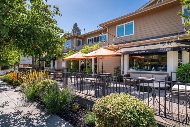 Building Photo - 14598 Big Basin Way
