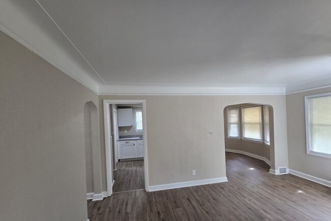 Foto del edificio - Fully Renovated 3-Bedroom Home – Move-In R...