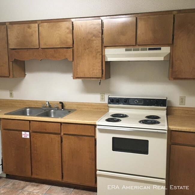 Washer & Dryer Hookup! Apartment for Rent in Fort Walton Beach, FL