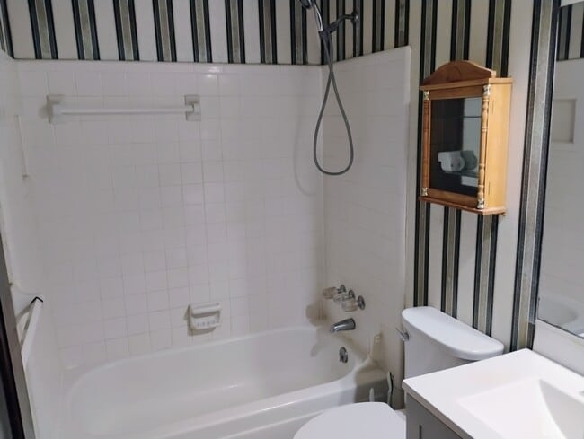 Foto del edificio - 629 Chatham Trail