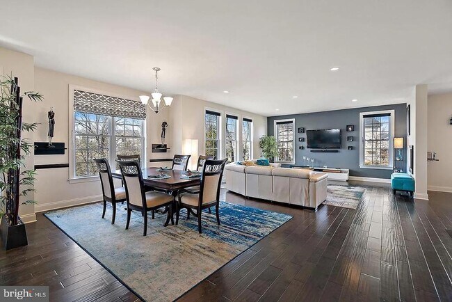 Building Photo - 43168 Hattontown Woods Terrace