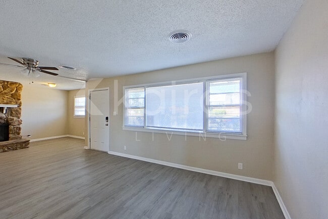 Foto del edificio - 1509 Bell St