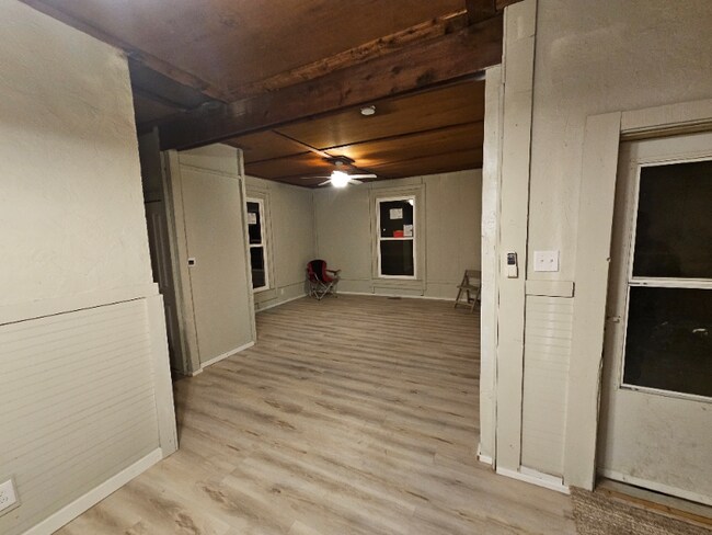 Foto del edificio - 1621 Indiana Ave