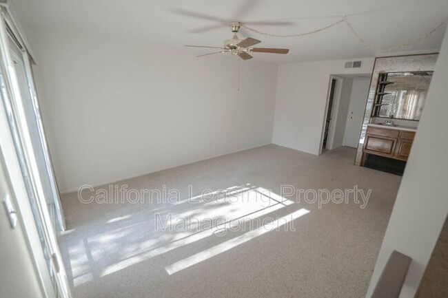 Foto del edificio - 22212 Germain St