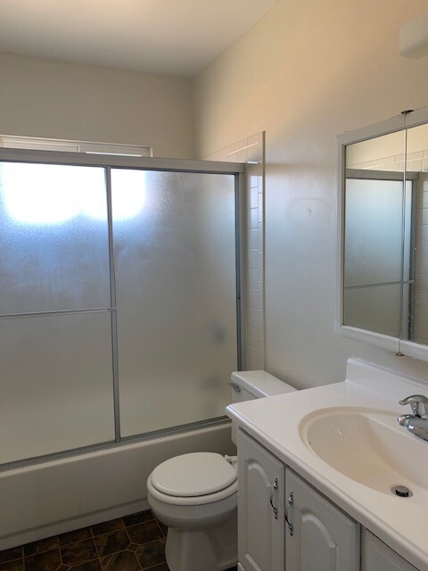 Building Photo - Great location in El Cajon