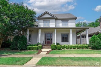 Building Photo - 1022 Saddle Ridge