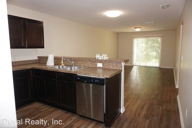 Building Photo - 120 Plantation Point Dr