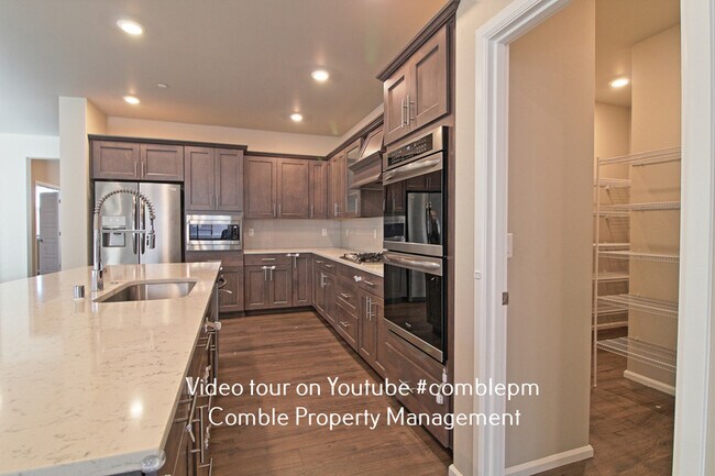 Photo - 8815 NE 199th Pl House