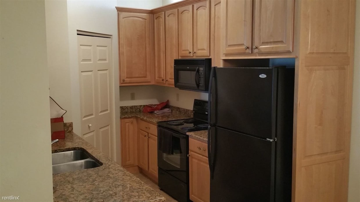 Building Photo - 8571 S Ventana Dr