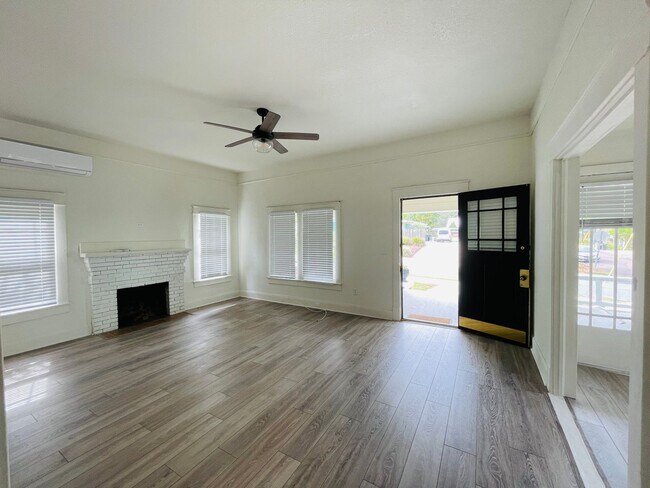 Foto del edificio - 802 South Blvd