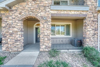 Building Photo - 8173 S Yosemite Ct