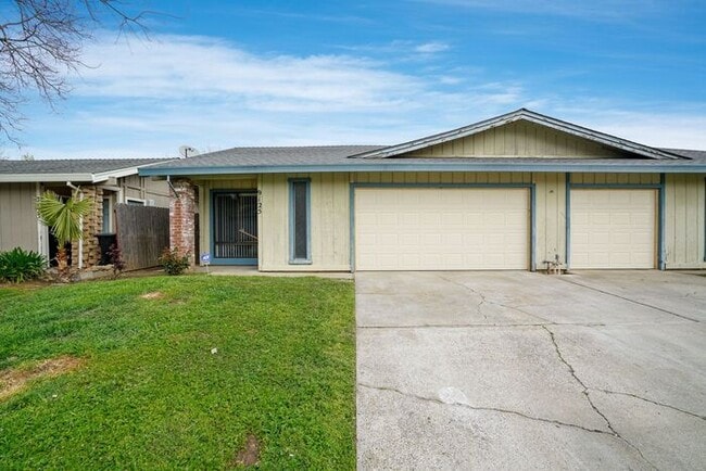 Beautiful duplex locate in Sacramento! - Beautiful duplex locate in Sacramento! Townhome