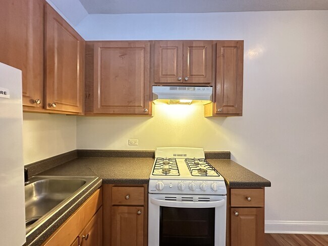 Foto del edificio - 1742 N Humboldt Blvd