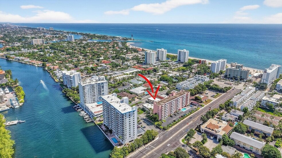 Foto principal - 1450 N Riverside Dr
