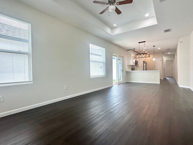 Building Photo - Live smart & stylish in this modern 3BR Eu...