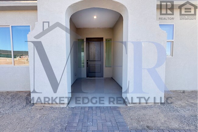 Building Photo - 4Bed/2.5Bath Home in Rio Verde w/ Amazing Desert Views + 4 Car Garage! $3750 Move-In Special!