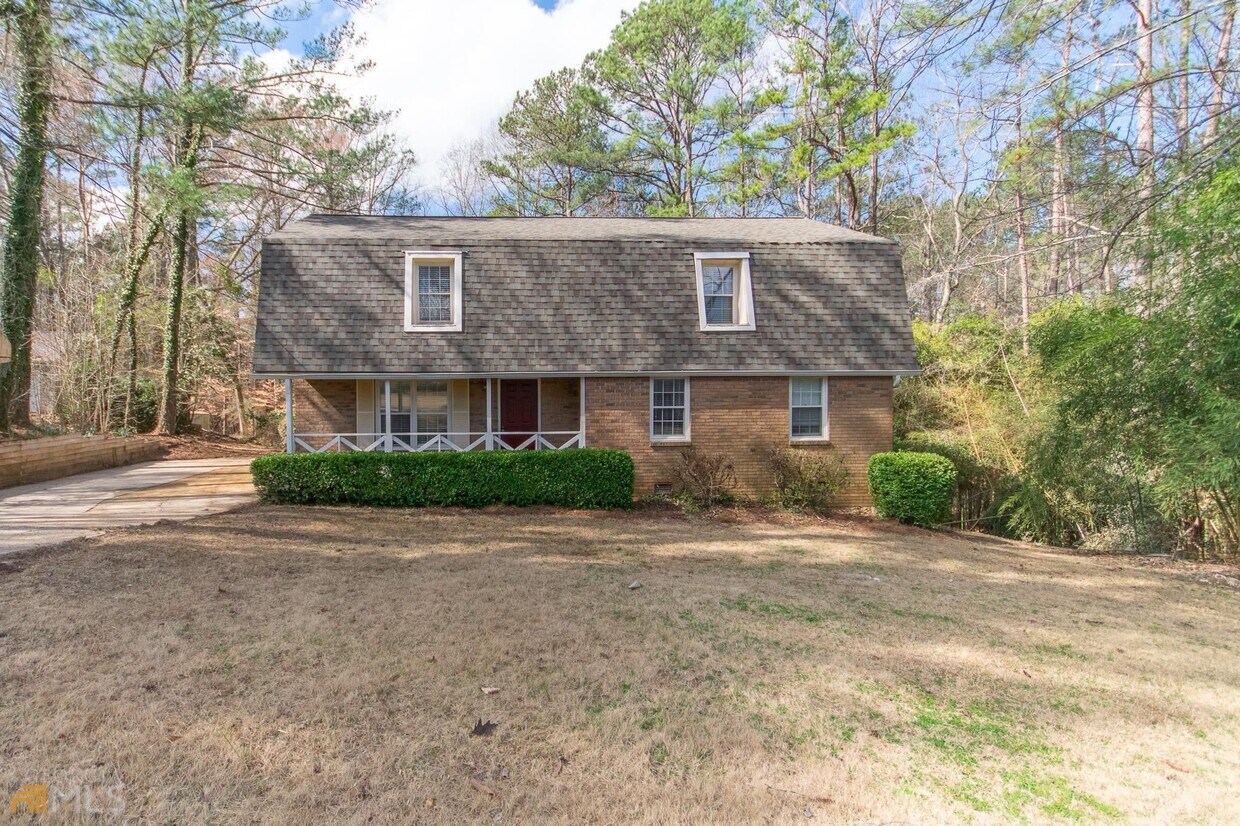 281 W Lakeview Dr, LaGrange, GA 30240 House Rental in LaGrange, GA