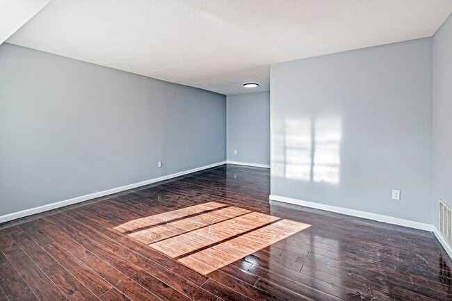 Photo - 54 Georgetown Rd House