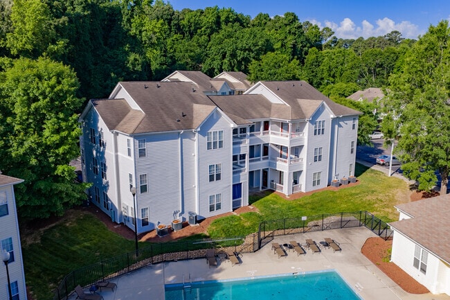 Building Photo - River Haven