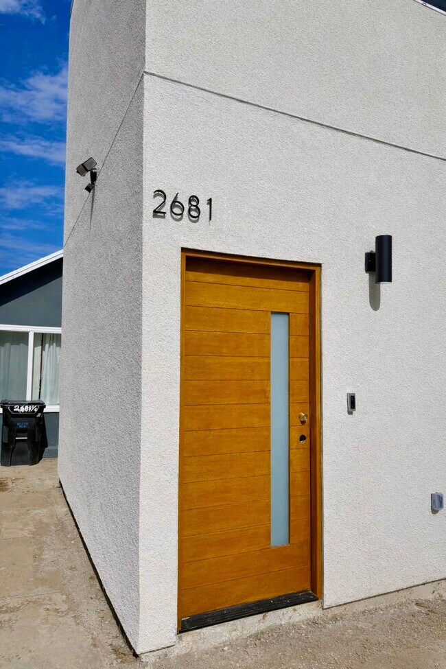 Foto del edificio - 2681 Pomeroy Ave