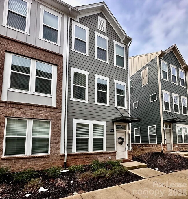 Building Photo - 5013 Sovereignty Ct