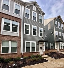 Building Photo - 5013 Sovereignty Ct