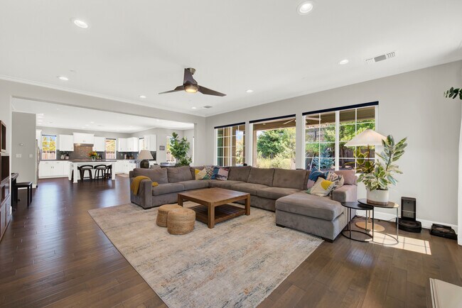 Foto del edificio - 231 Deer Branch Ln
