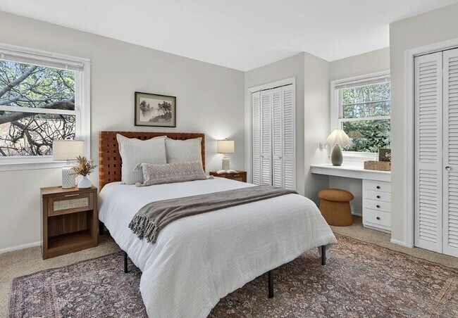 Foto del edificio - 5621 Pelham Rd