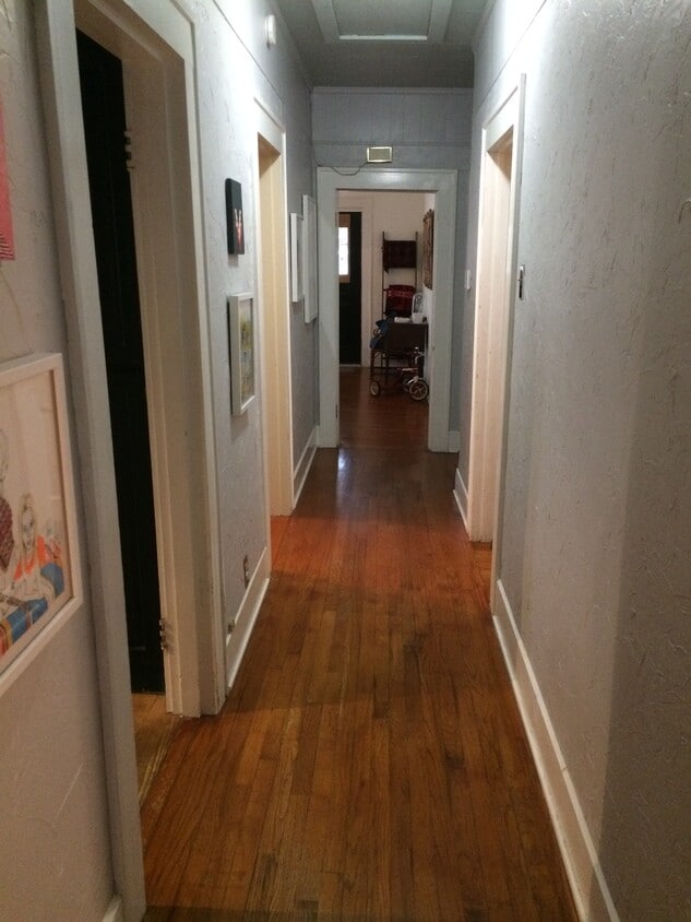 Hallway - 1409 N Austin St