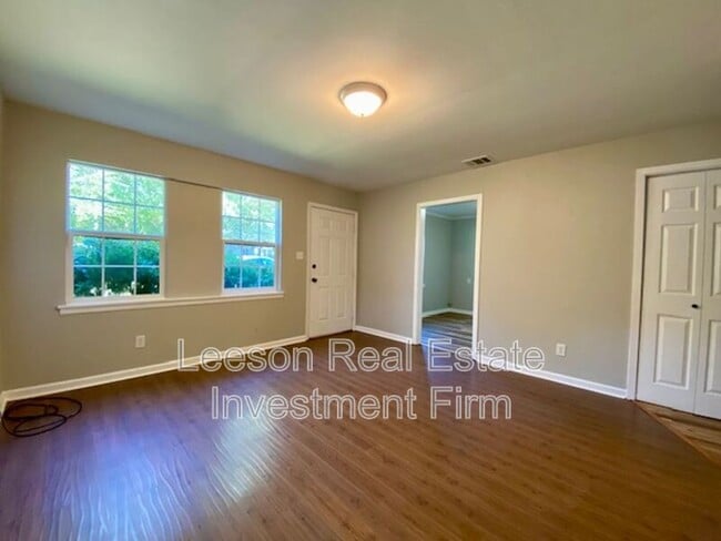 Foto del edificio - 1727 Hickory St