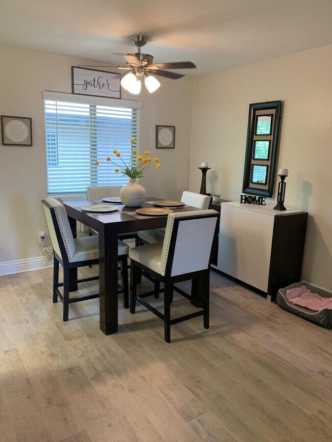 Building Photo - 2 br, 2 bath House - 472 Graves Avenue #12