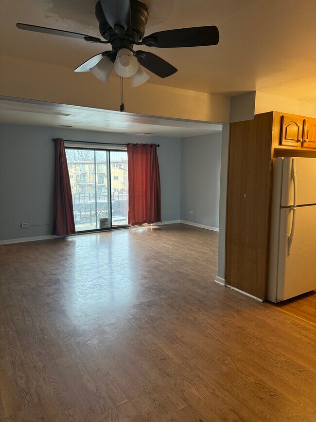 Foto del edificio - 11925 S Lawndale Ave