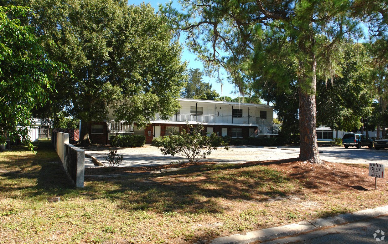 Primary Photo - 5619 Manchester St N