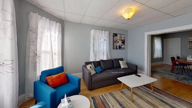 Foto del edificio - 109 Nightingale Ave